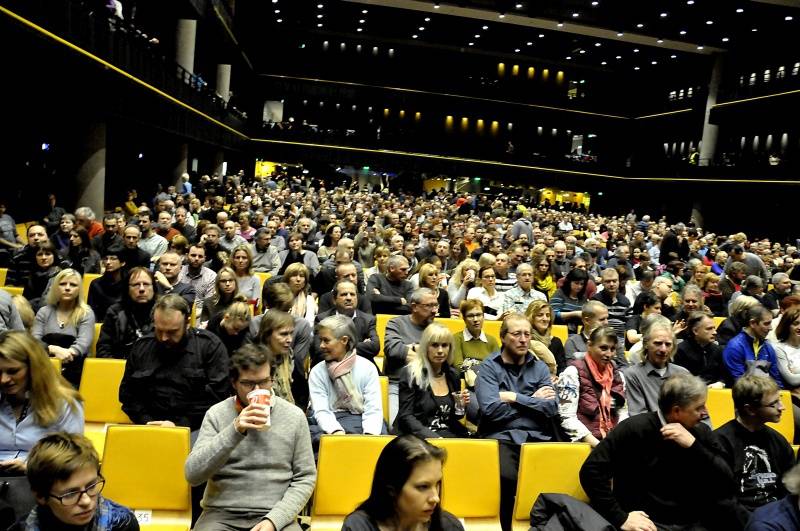 Ian Anderson dovezl do Fora Karlín rockovou operu o životě agronoma