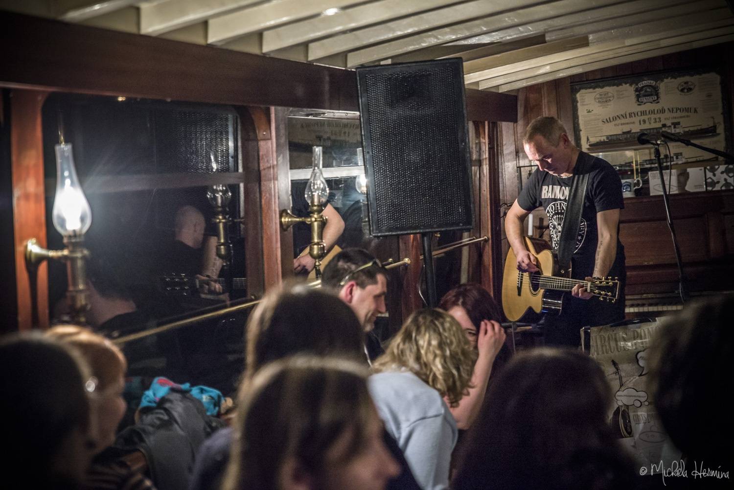 Circus Ponorka vzal svoje mašinky na loď 