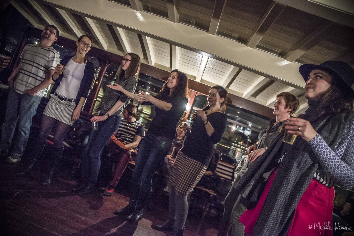 Circus Ponorka vzal svoje mašinky na loď 