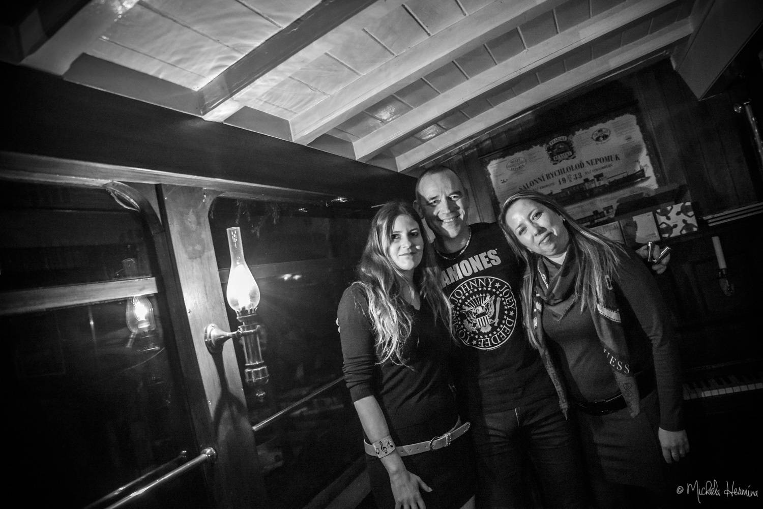 Circus Ponorka vzal svoje mašinky na loď 