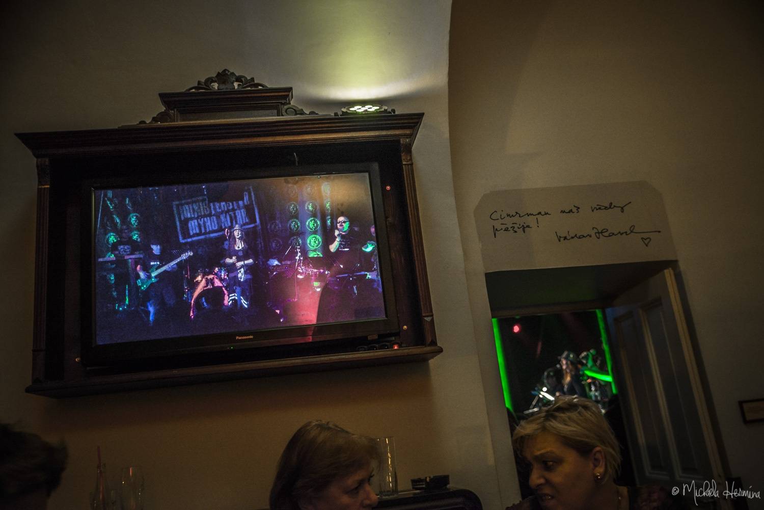 Malostranská beseda i potřetí aplaudovala skupině Sto zvířat 