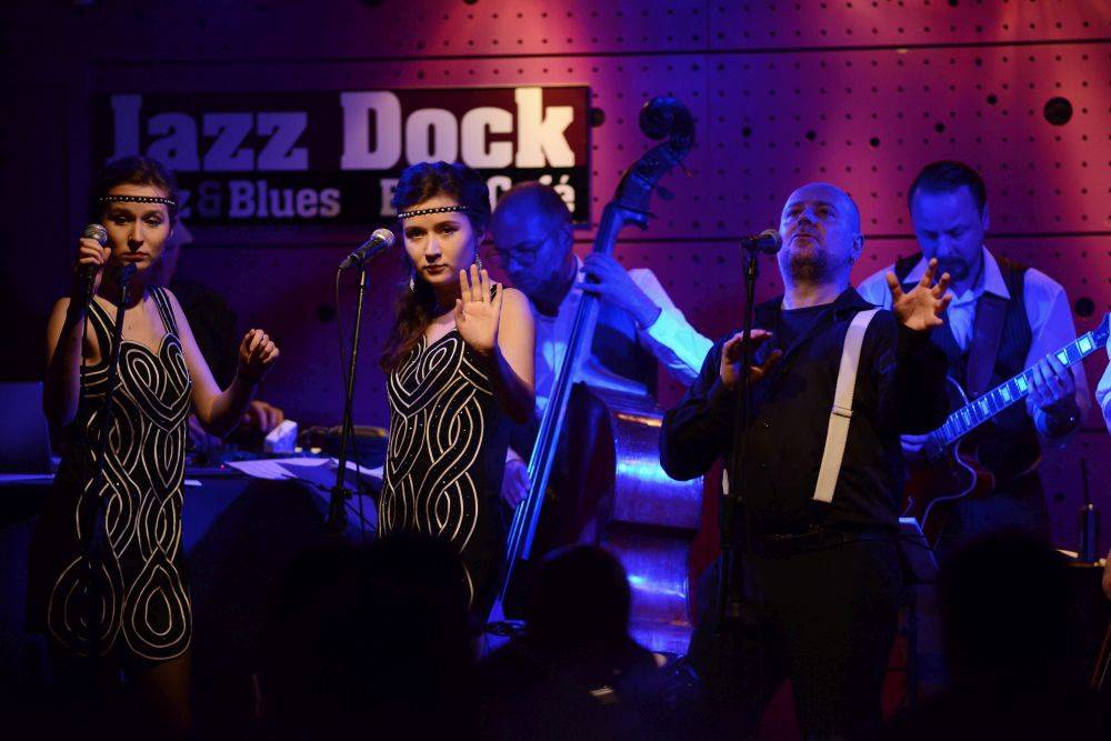 Mr. Elastik rozpoutal v Jazz Docku electroswingovou horečku