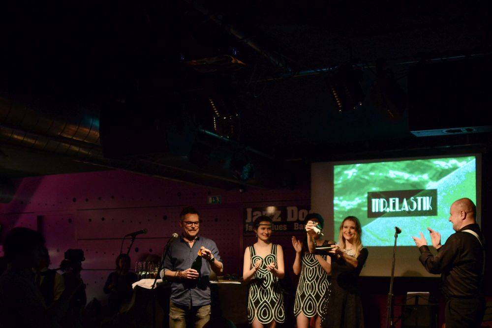 Mr. Elastik rozpoutal v Jazz Docku electroswingovou horečku