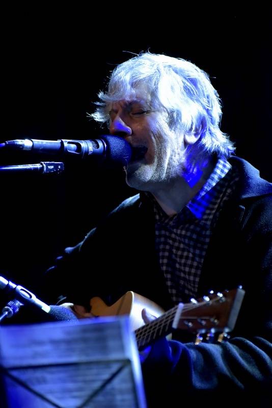 V Praze předvedl kytarové umění Lee Ranaldo, spoluzakladatel Sonic Youth