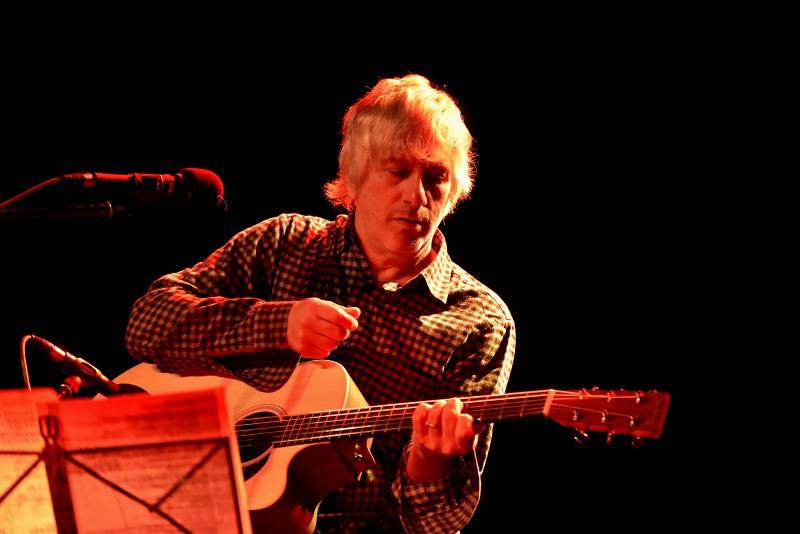 V Praze předvedl kytarové umění Lee Ranaldo, spoluzakladatel Sonic Youth