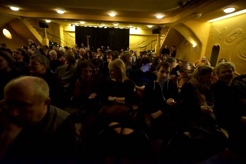 V Praze předvedl kytarové umění Lee Ranaldo, spoluzakladatel Sonic Youth