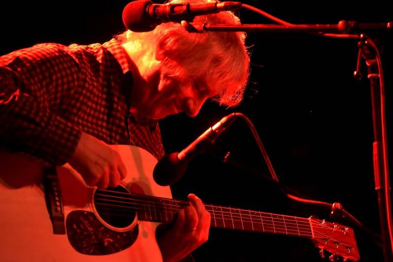 V Praze předvedl kytarové umění Lee Ranaldo, spoluzakladatel Sonic Youth