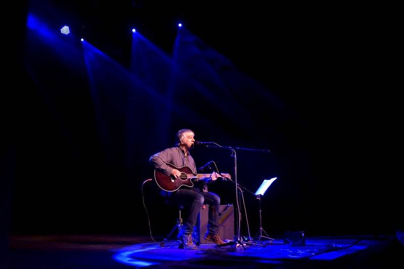 V Praze předvedl kytarové umění Lee Ranaldo, spoluzakladatel Sonic Youth