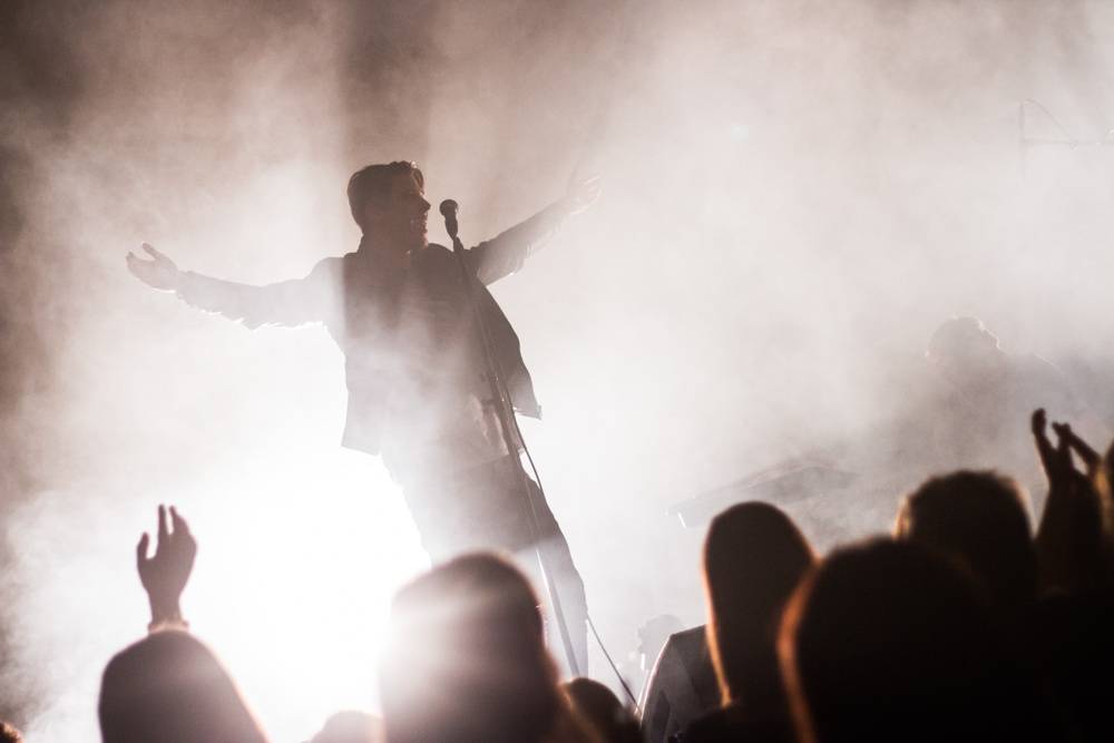 Sebastian v Brně odehrál koncert kompletně akusticky