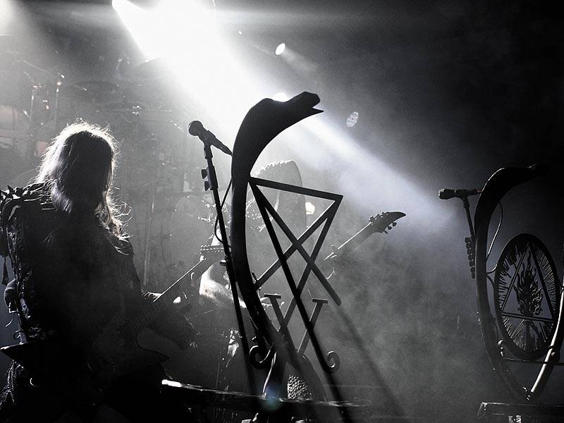 Behemoth, Abbath, Entombed A.D. a Inguisition drancovali v pražském MeetFactory