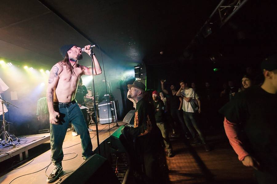 Surovost i skvělý zvuk doprovázaly koncert Lionheart v Rock Café