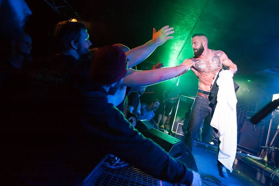 Surovost i skvělý zvuk doprovázaly koncert Lionheart v Rock Café