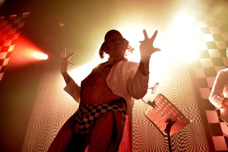 Maskovaní The Residents byli v Akropoli tajemní, šílení i teatrální