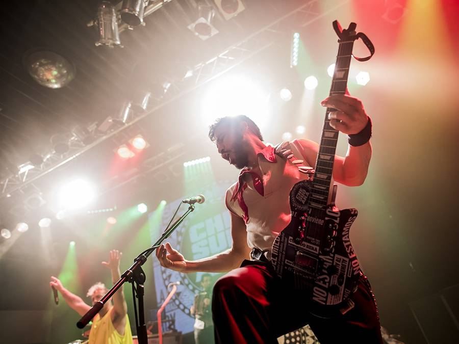 Che Sudaka v Lucerna Music Baru: radost, tanec a příval energie 