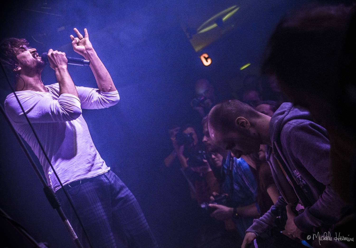 Praha vzpomínala na devadesátky: Alice strhla Retro Music Hall