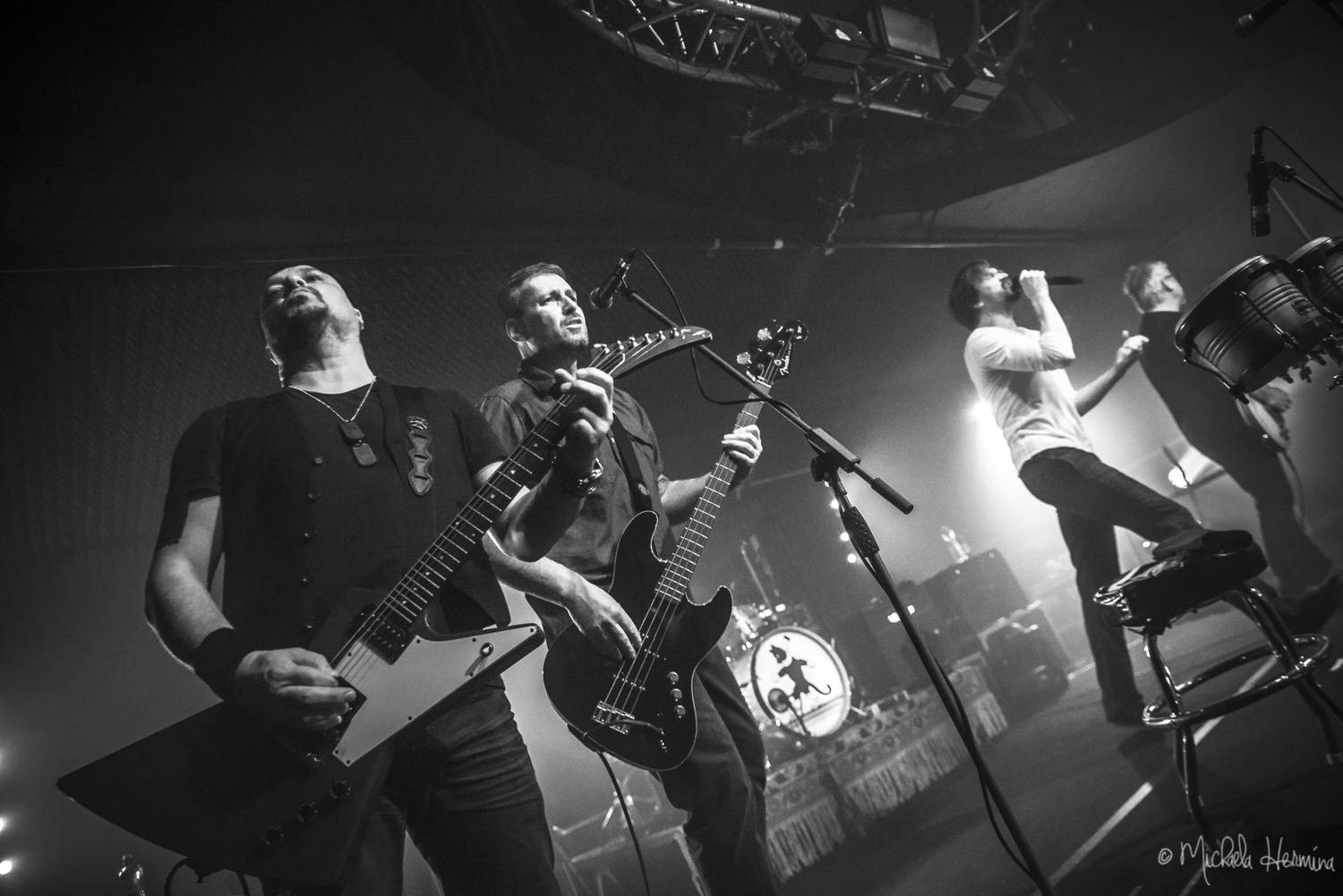 Praha vzpomínala na devadesátky: Alice strhla Retro Music Hall