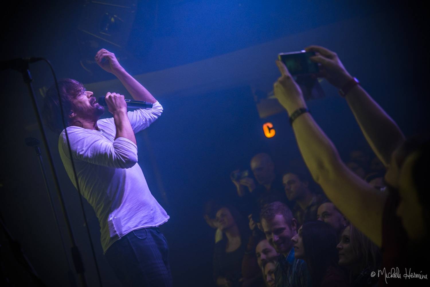 Praha vzpomínala na devadesátky: Alice strhla Retro Music Hall