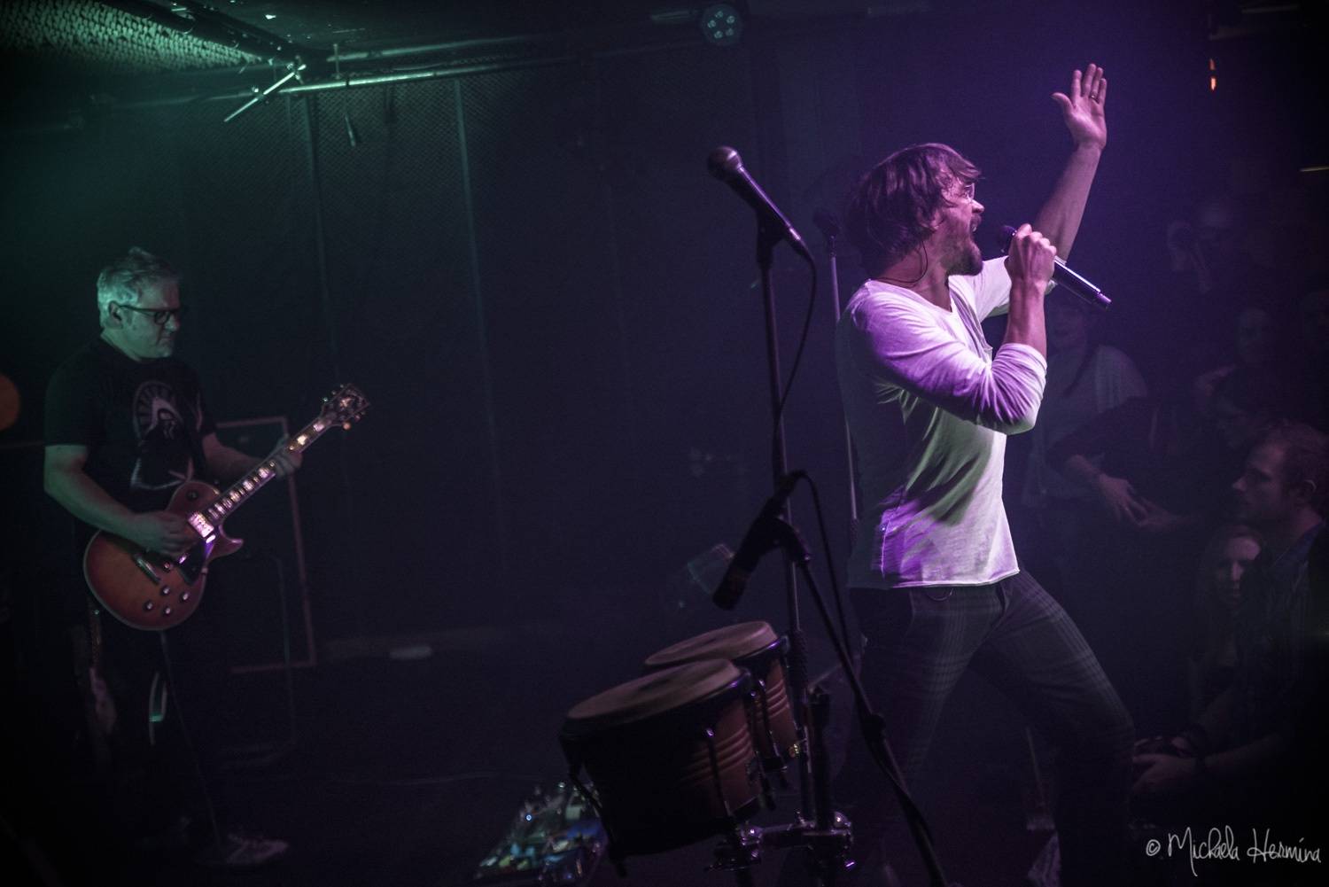 Praha vzpomínala na devadesátky: Alice strhla Retro Music Hall