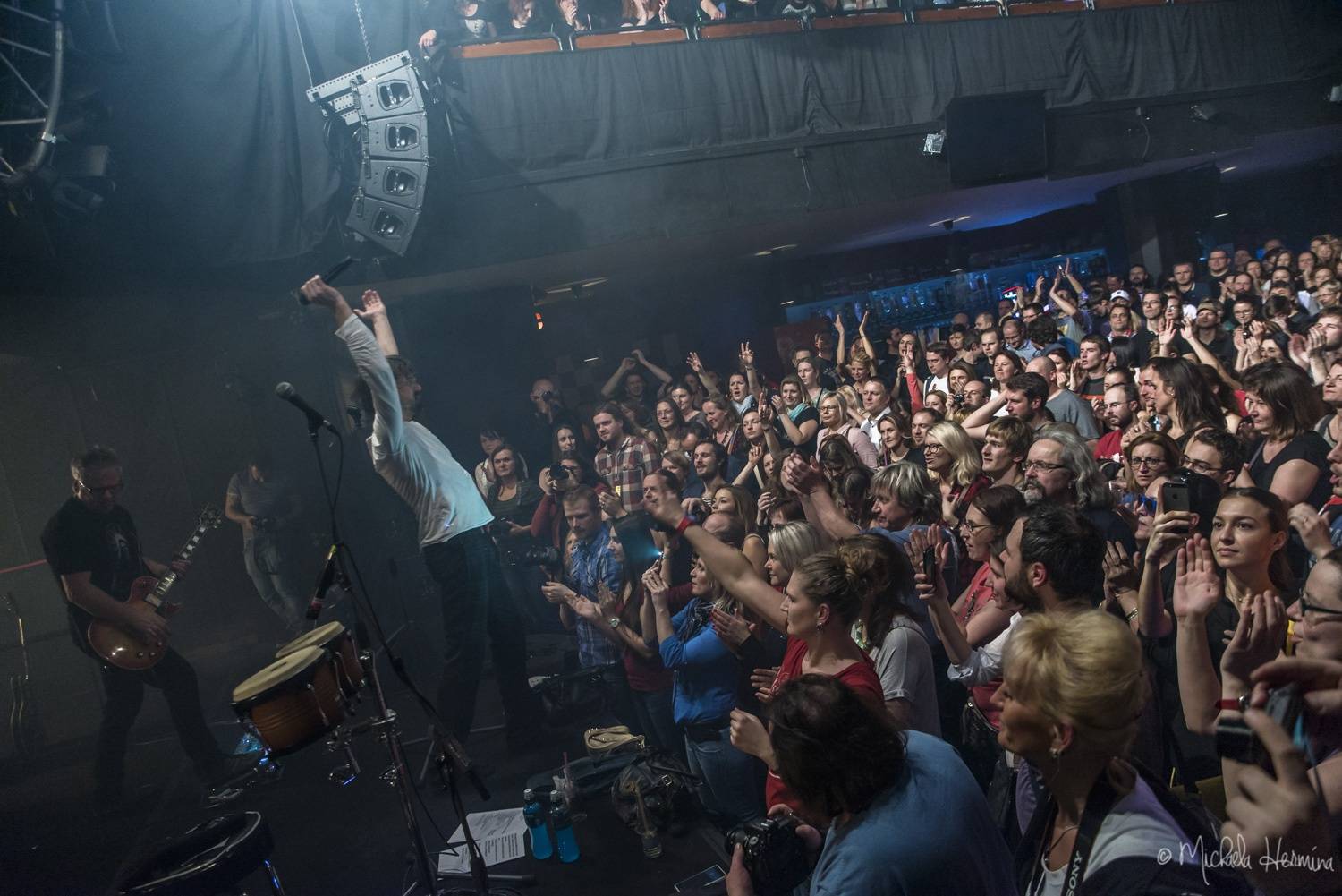 Praha vzpomínala na devadesátky: Alice strhla Retro Music Hall