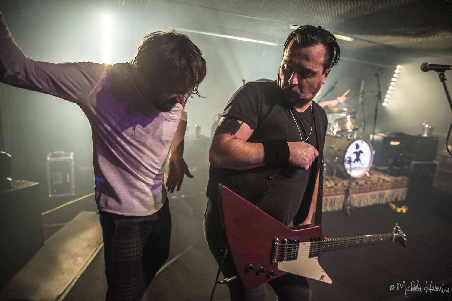 Praha vzpomínala na devadesátky: Alice strhla Retro Music Hall