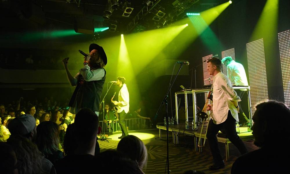 Švédové Movits! okouzlili Prahu svou rozmanitostí