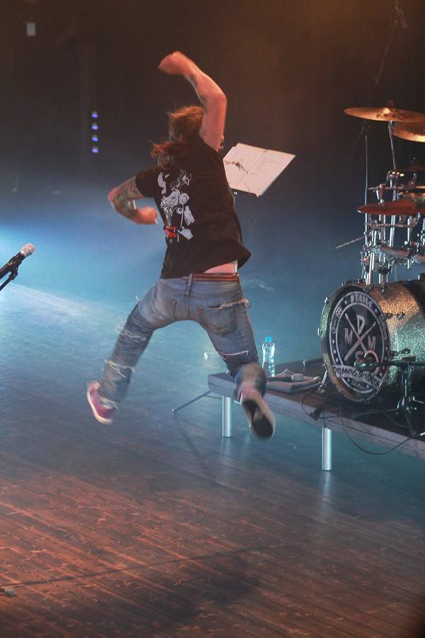 Stromboli byli v Brně v oslabení, Báru Basikovou a spol. doplnil Miloš Meier 