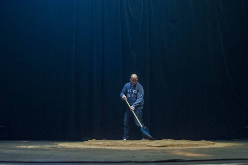 Prague New York Effects: Výborné spojení Lenky Dusilové a tanečnice Tendayi Kuumba zakončilo Spectaculare