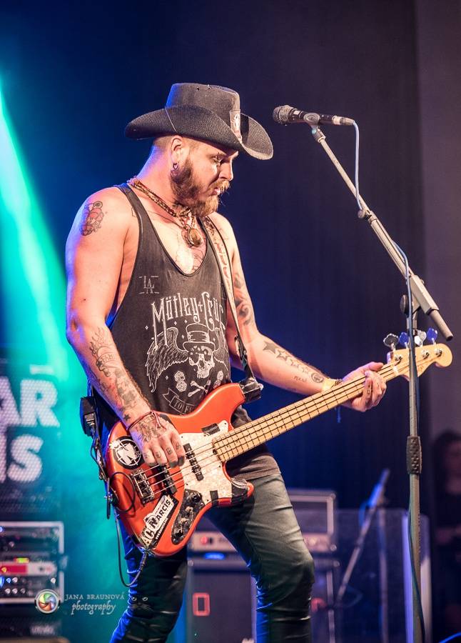 Rybičky 48 v Plzni - Kuba Ryba byl hlasově indisponován, i tak Plzeň nabili energií