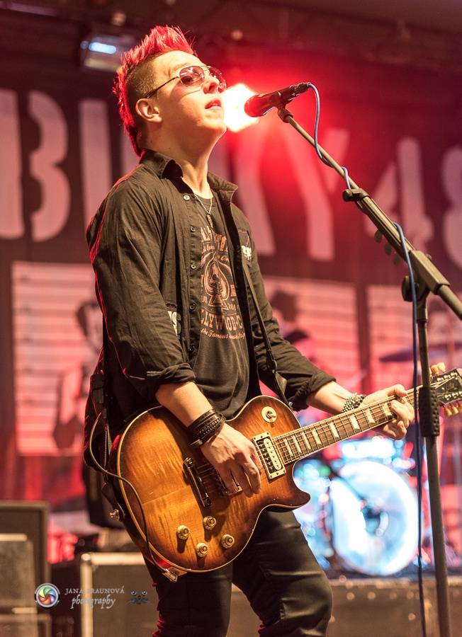 Rybičky 48 v Plzni - Kuba Ryba byl hlasově indisponován, i tak Plzeň nabili energií