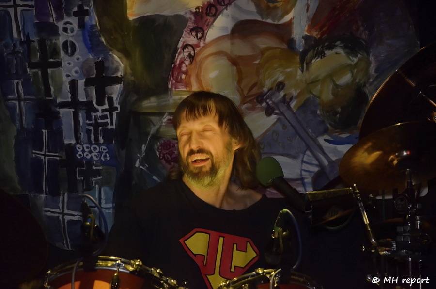 Znouzectnost rozjela narozeninový večírek v Plzni