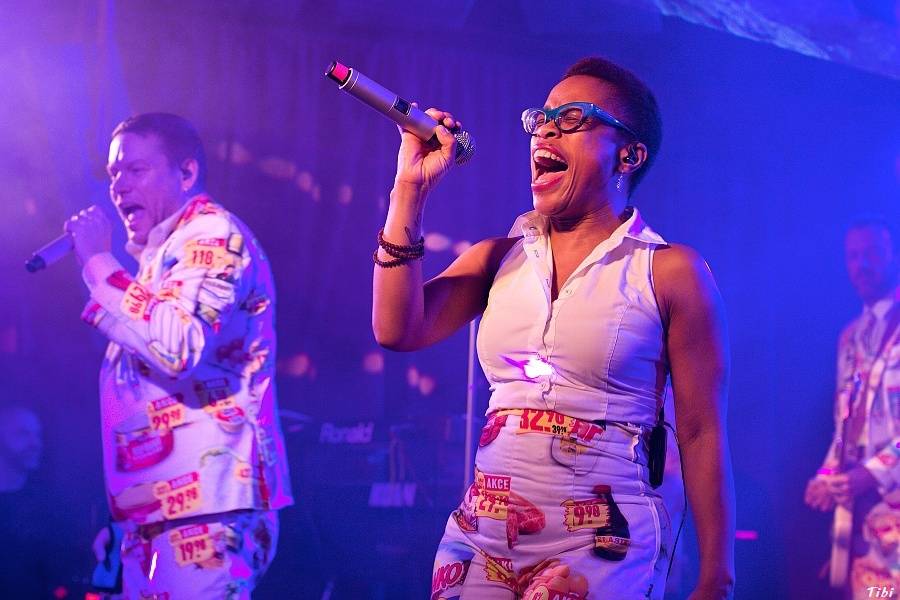 Monkey Business i s Tonyou Graves roztančili České Budějovice