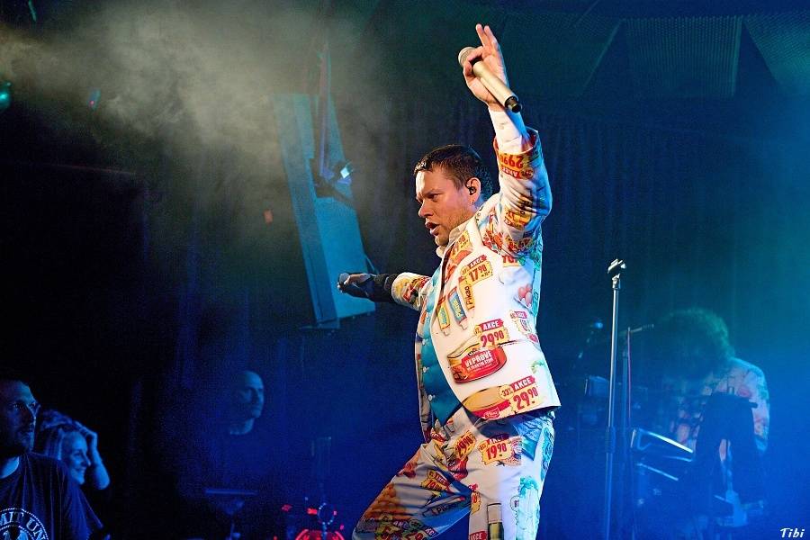 Monkey Business i s Tonyou Graves roztančili České Budějovice