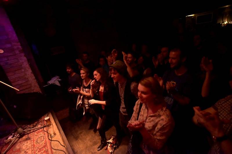 Bones, oblíbenci Skunk Anansie, zahráli v Praze