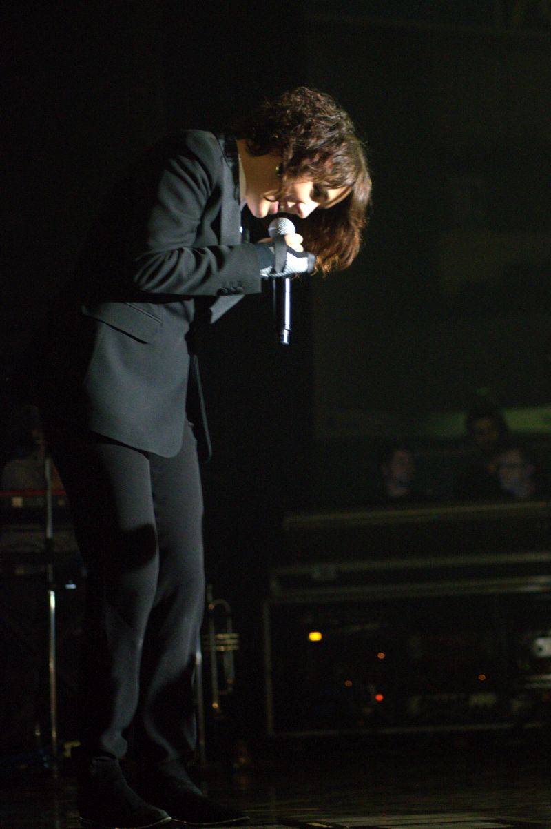 Francouzský temperament Zaz rozehřál i ledovou plochu v Brně