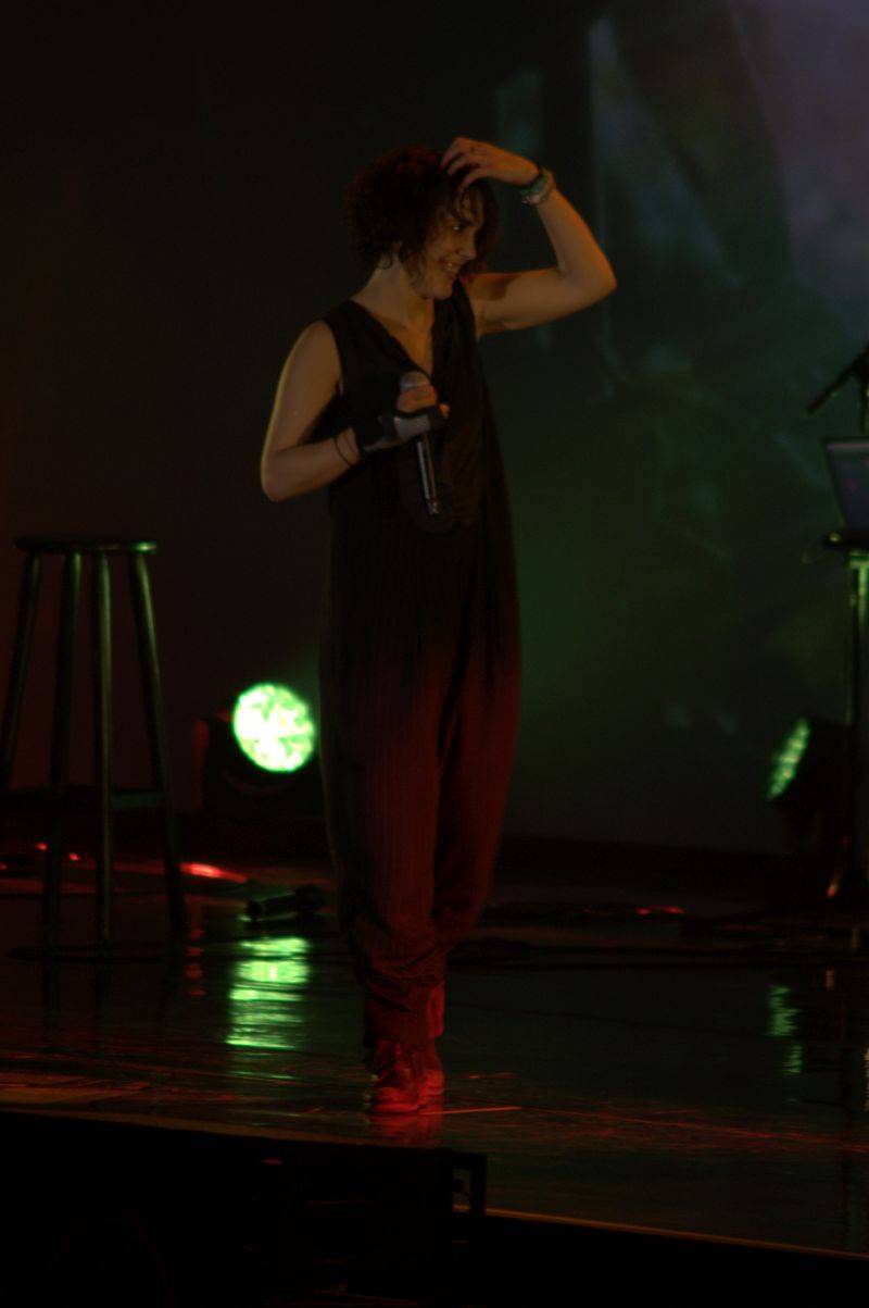 Francouzský temperament Zaz rozehřál i ledovou plochu v Brně