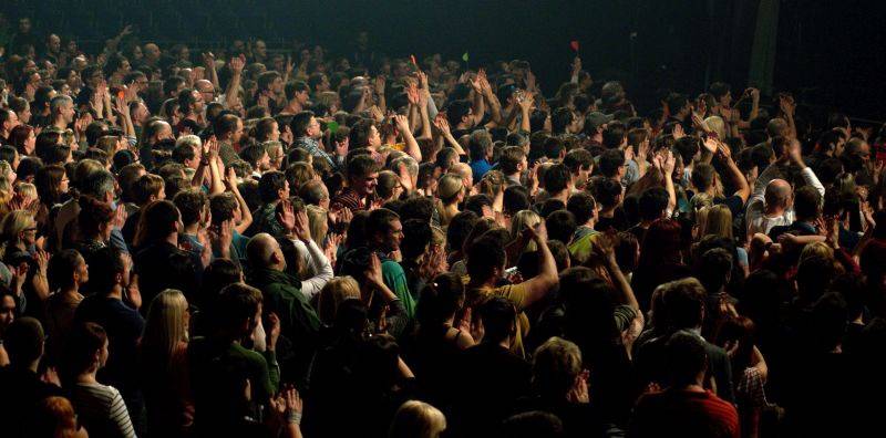 Francouzský temperament Zaz rozehřál i ledovou plochu v Brně