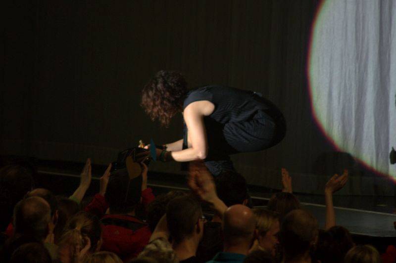 Francouzský temperament Zaz rozehřál i ledovou plochu v Brně