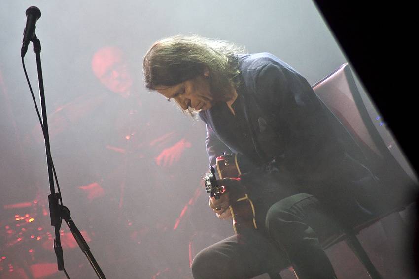 Václav Neckář hrál v Brně Mezi svými: Došlo na Půlnoční i další hity