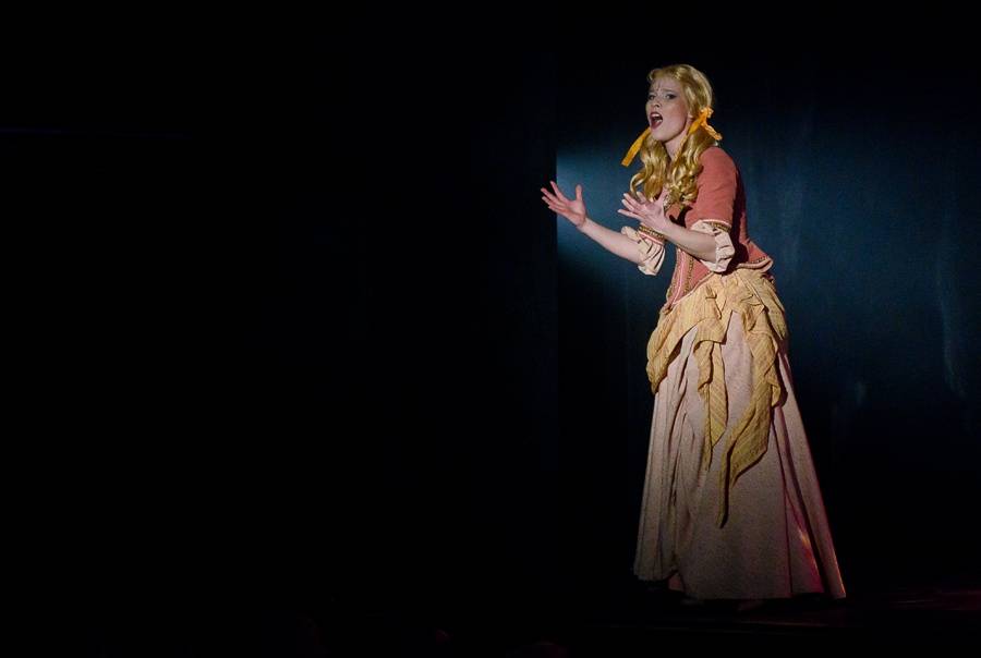 Angelika se vrátila v novém kabátě: Josef Vojtek a Michaela Gemrotová v hlavních rolích zaplnili divadlo Broadway