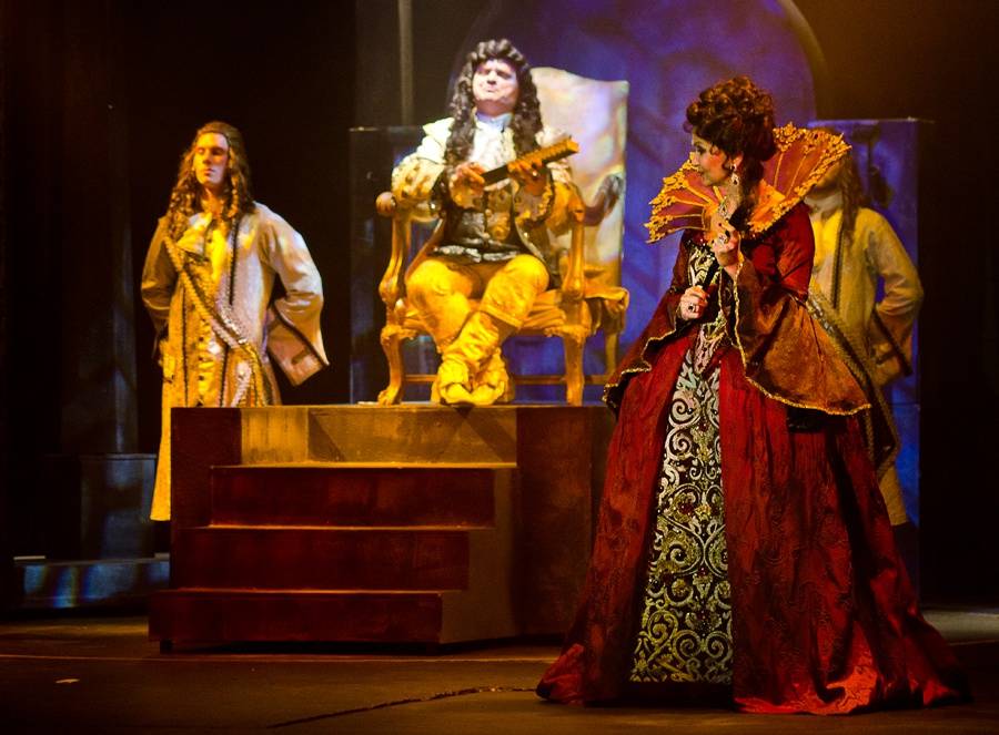 Angelika se vrátila v novém kabátě: Josef Vojtek a Michaela Gemrotová v hlavních rolích zaplnili divadlo Broadway