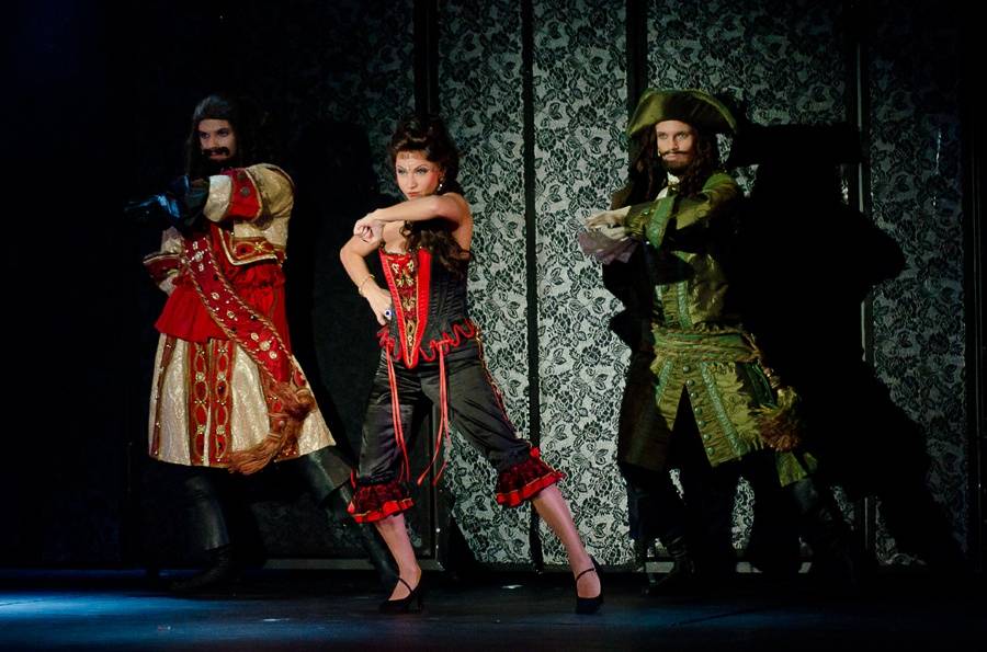 Angelika se vrátila v novém kabátě: Josef Vojtek a Michaela Gemrotová v hlavních rolích zaplnili divadlo Broadway