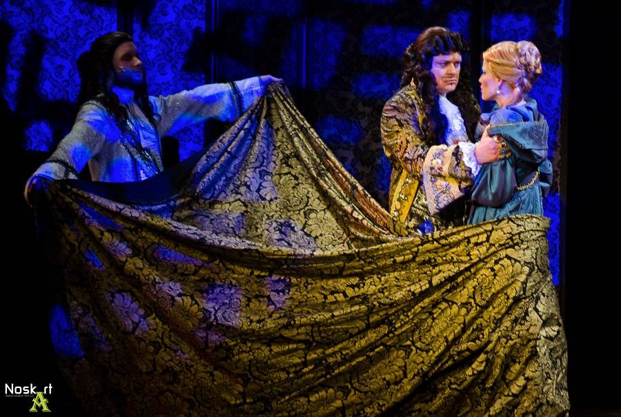 Angelika se vrátila v novém kabátě: Josef Vojtek a Michaela Gemrotová v hlavních rolích zaplnili divadlo Broadway