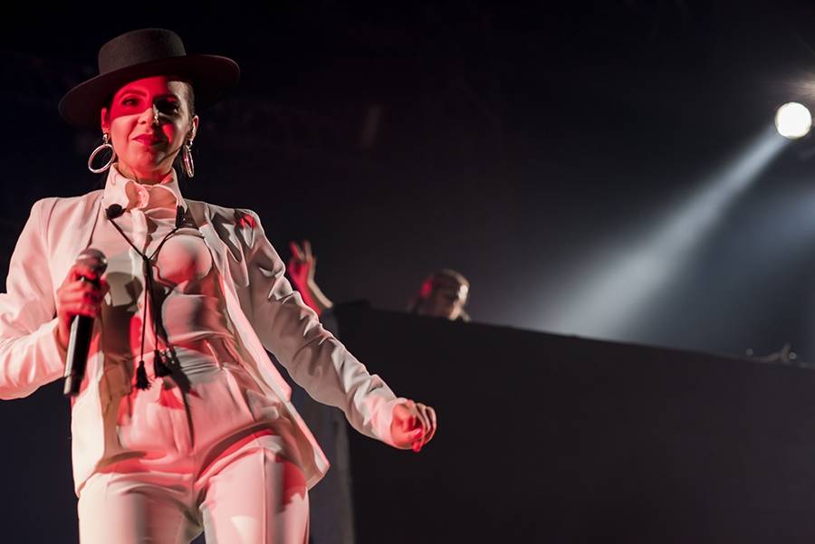 Parov Stelar vzal pražskou Tipsport Arénu na luxusní electroswingovou party