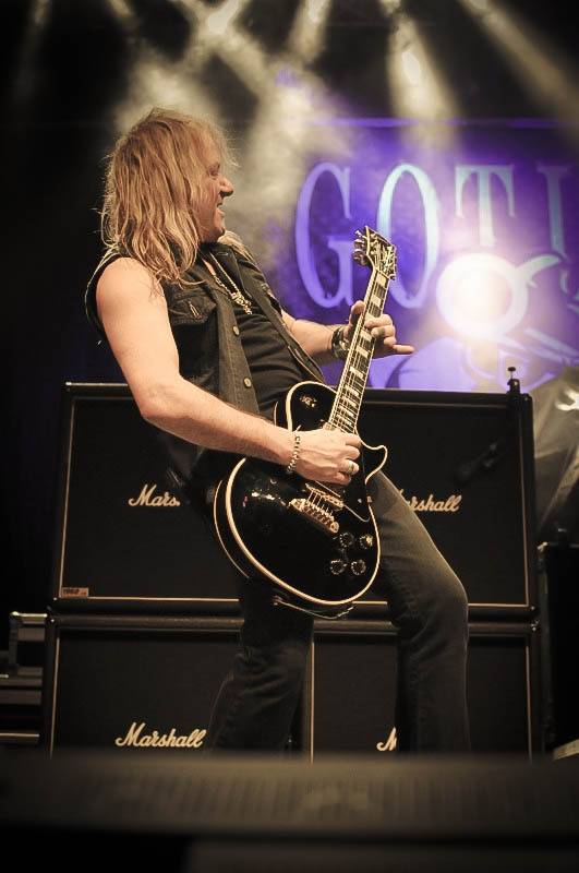 Helloween otřásli Prahou, přijeli s nimi i Gotthard