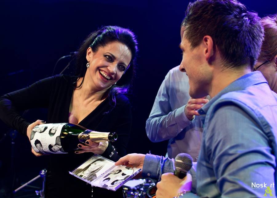 Nezapomenutelné Momenty Pavla Callty: desku mu pokřtila Lucie Bílá