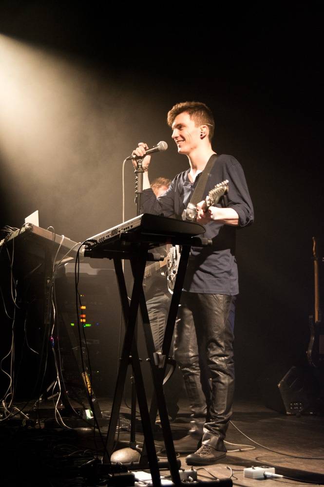 Nèro Scartch se o kousek svého života podělil s Akropolí