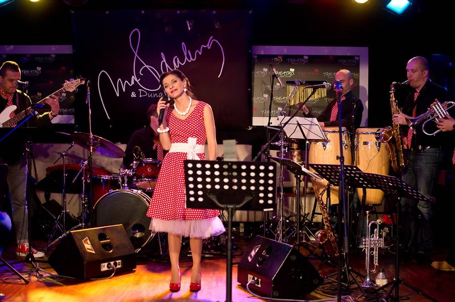 Magdaléna Urbanová křtila první autorské CD s kmotry Romanem Vojtkem a Marií Rottrovou