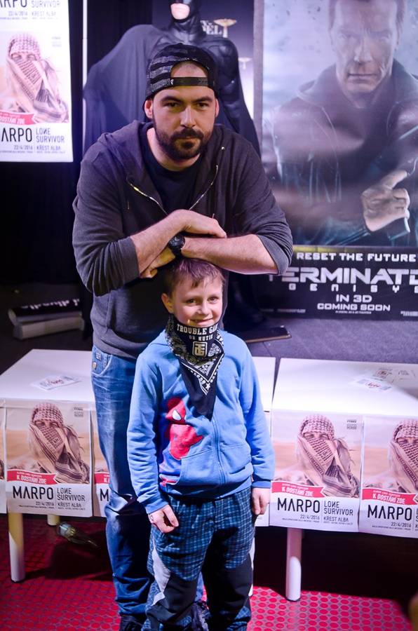 Marpo potěšil fanoušky v Praze. podepsal jim novou desku Lone Survivor