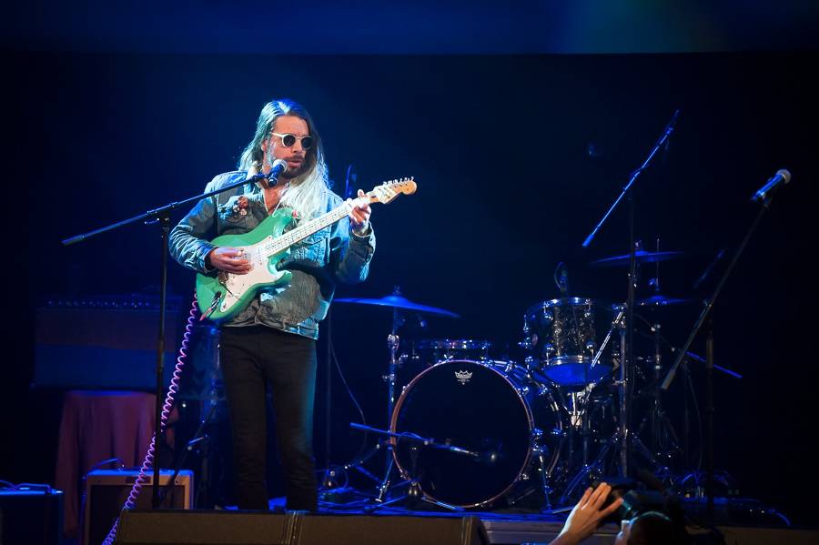 Kromě vítězných Please The Trees vystoupili na Apollu Tata Bojs, KLARA. i Kittchen