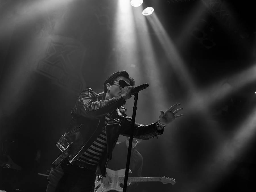 The Neighbourhood v Praze vyhráli souboj se zvukem a fanoušci je hltali